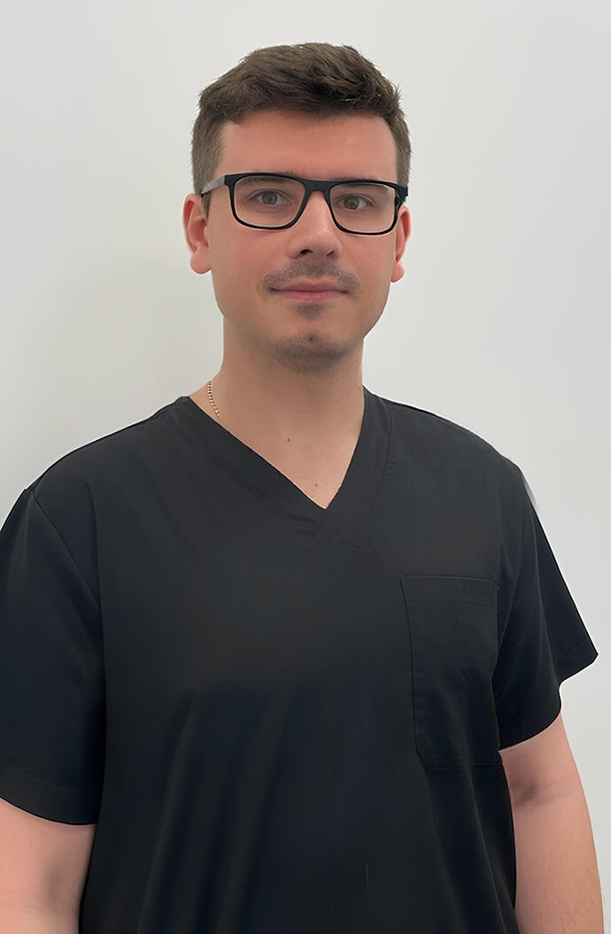 Павлющик Владимир Александрович врач стоматолог - ортопед